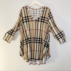 Paisley Grace Queen Bee Top